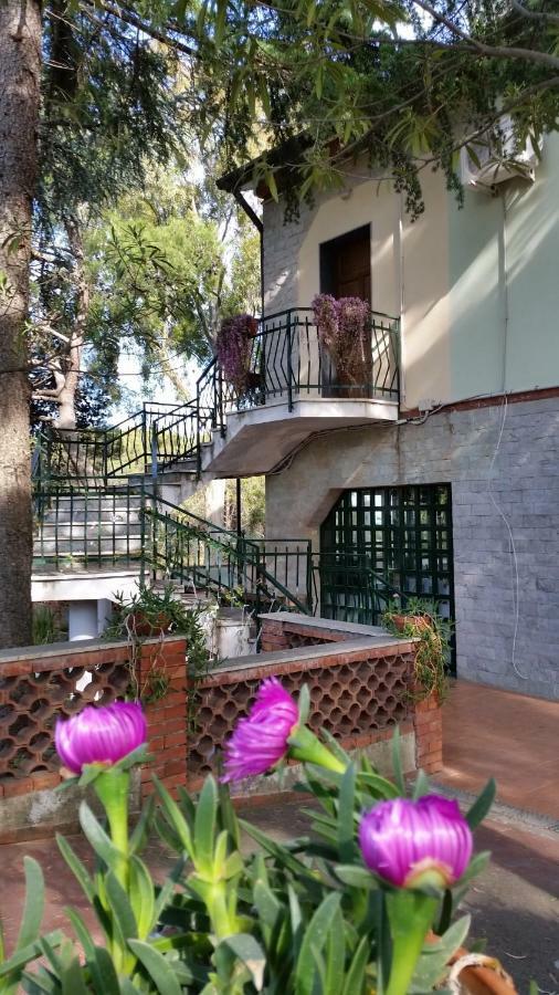 פדארה Villa Morgante B&B מראה חיצוני תמונה